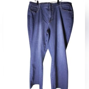 W62 womens jean classic fit boot size 22